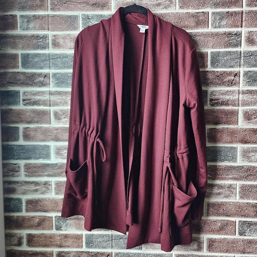 Reddish brown cardigan